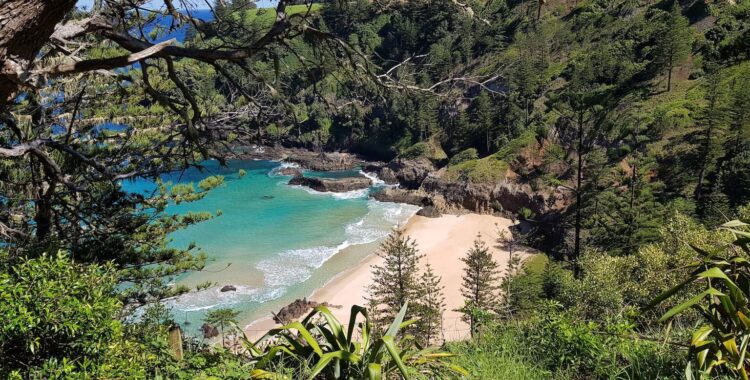 picture of Anson Bay, Norfolk Island